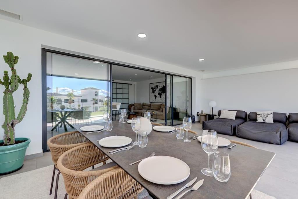 Ground Floor 2 Bedroom At Hills Apartamento *